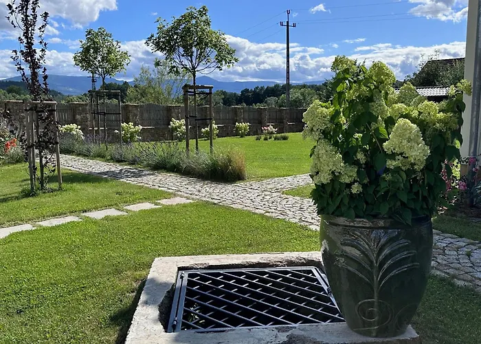 Dworek Apartment Wojanow